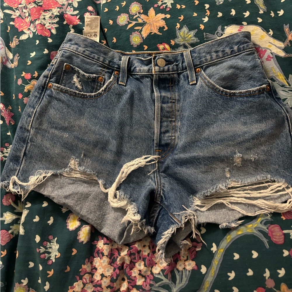 Levi’s shorts